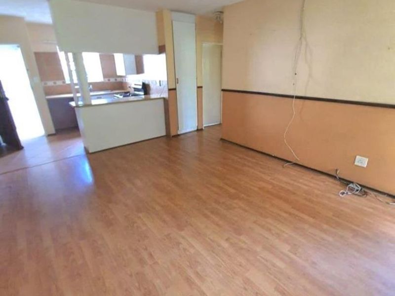 2 Bedroom ground floor unit for sale - Photo 4