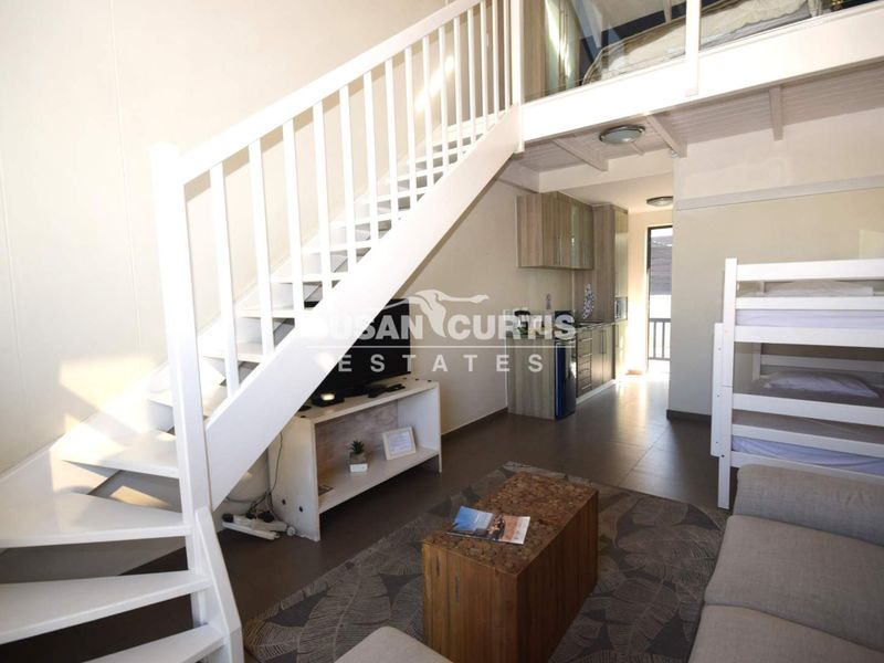 FULLY FURNISHED AND EQUIPPED SELF- CATERING APARTMENT  FOR SALE IN CBD - Photo 4