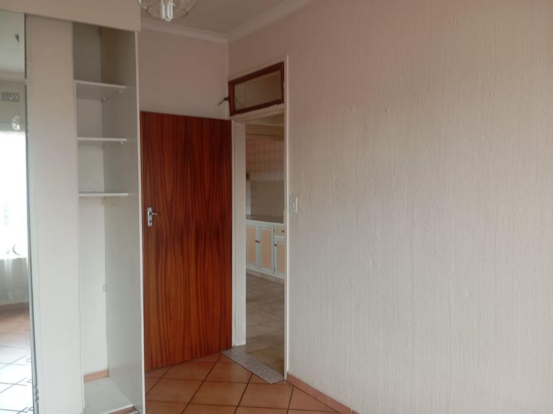 Two bedroom Townhouse in New Redruth - Photo 9