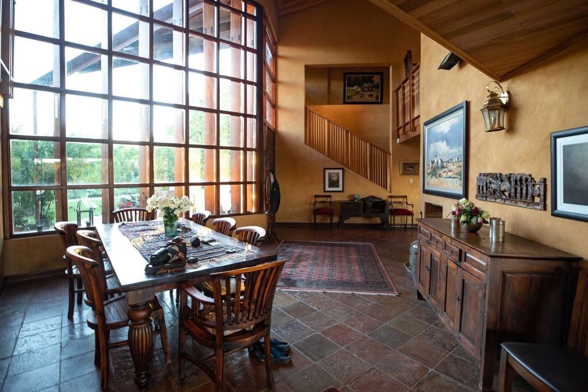 Exclusive Estate Living | Space, Privacy & Views - Photo 3