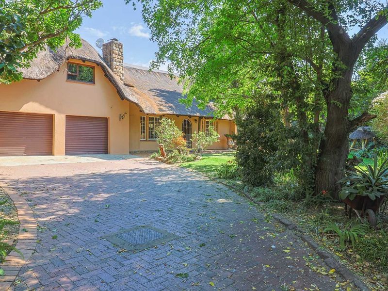 Perfect for Families, Professionals, or Investors! - Photo 3