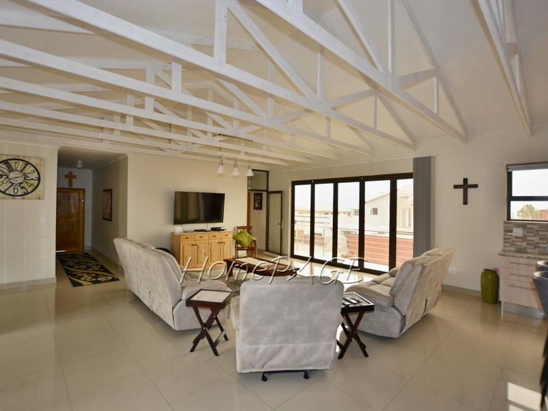 Dolphin Beach:  Large 3 Bedr Home with separate Flat is for Sale - Photo 4