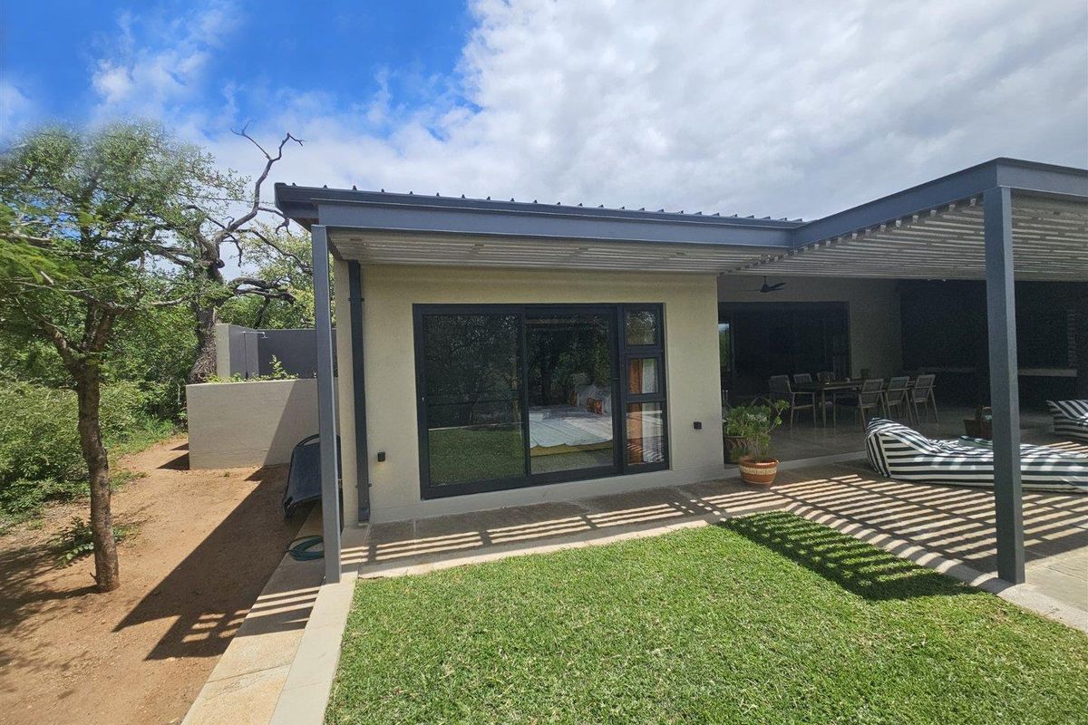 Bush Home to rent in Zandspruit Bush & Aero Estate, Hoedspruit - Photo 4