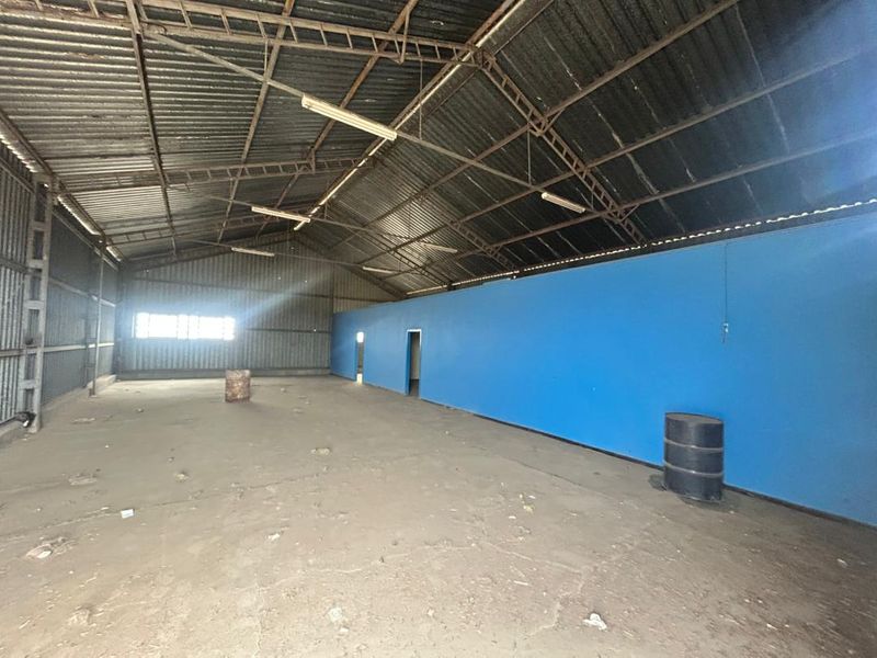 INDUSTRIAL WAREHOUSE - ARANDIS (FOR SALE) - Photo 2