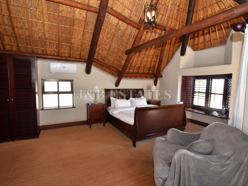 Successfully Operating Hotel With Spectacular Lagoon Views - Photo 9