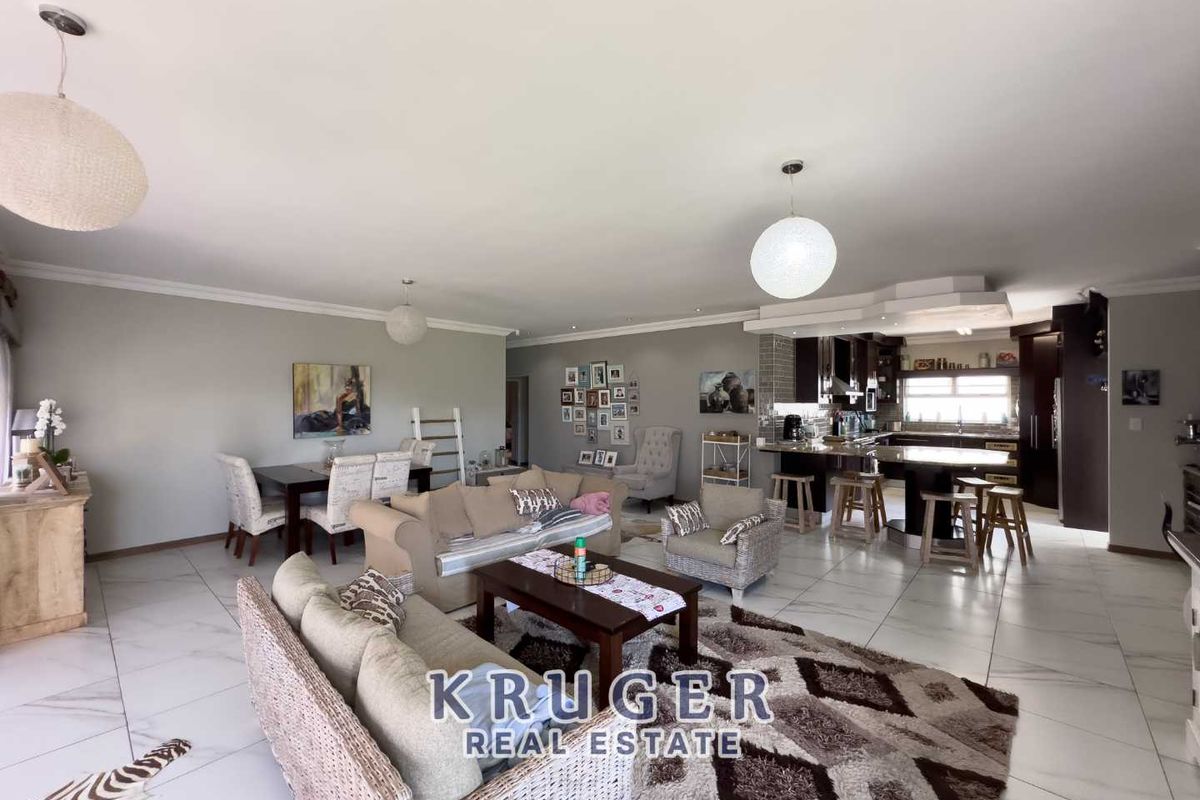 Walking distance from Pro-Ed Private School. - Photo 5