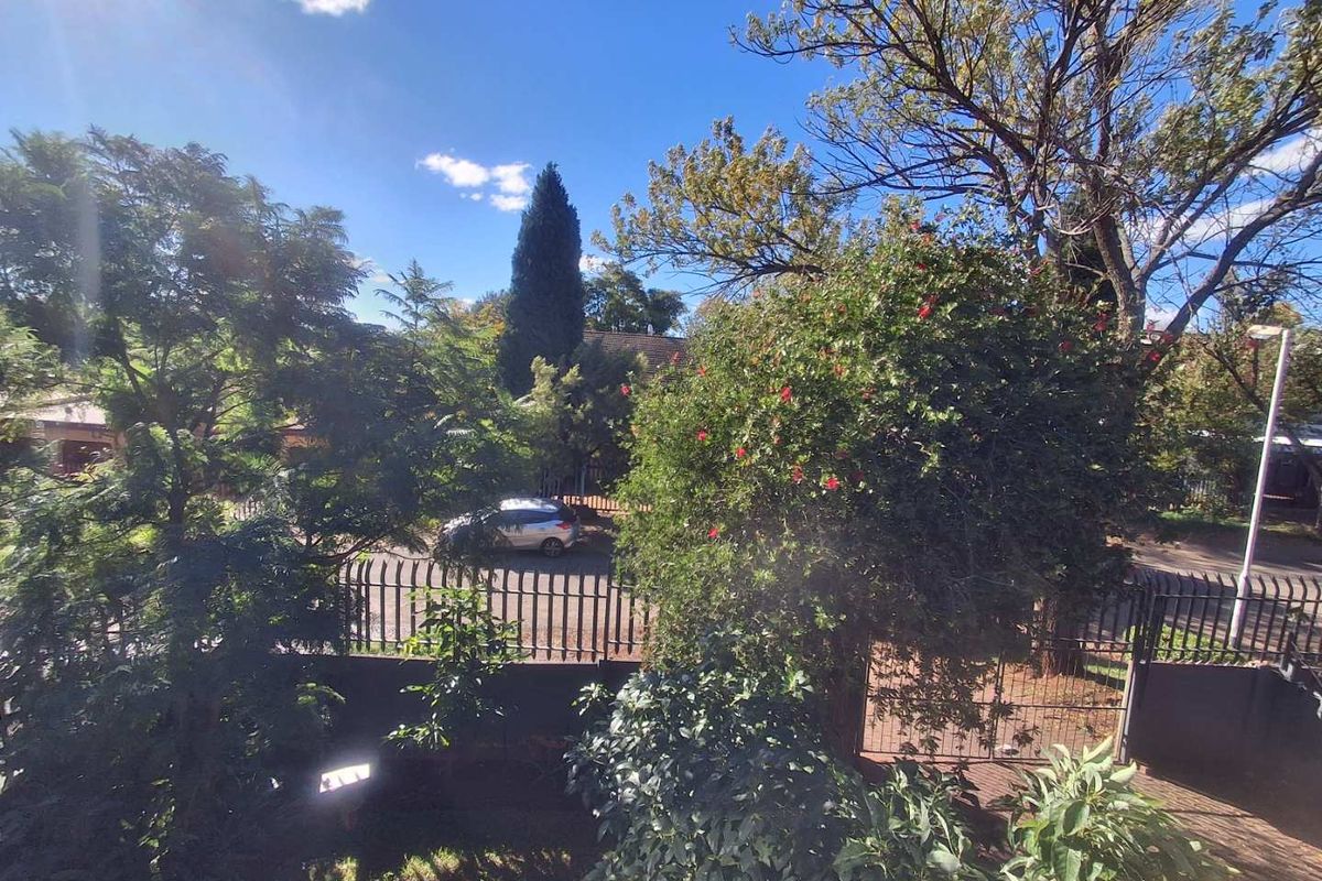 Charming 1-bedroom apartment in Windsor West - Photo 3
