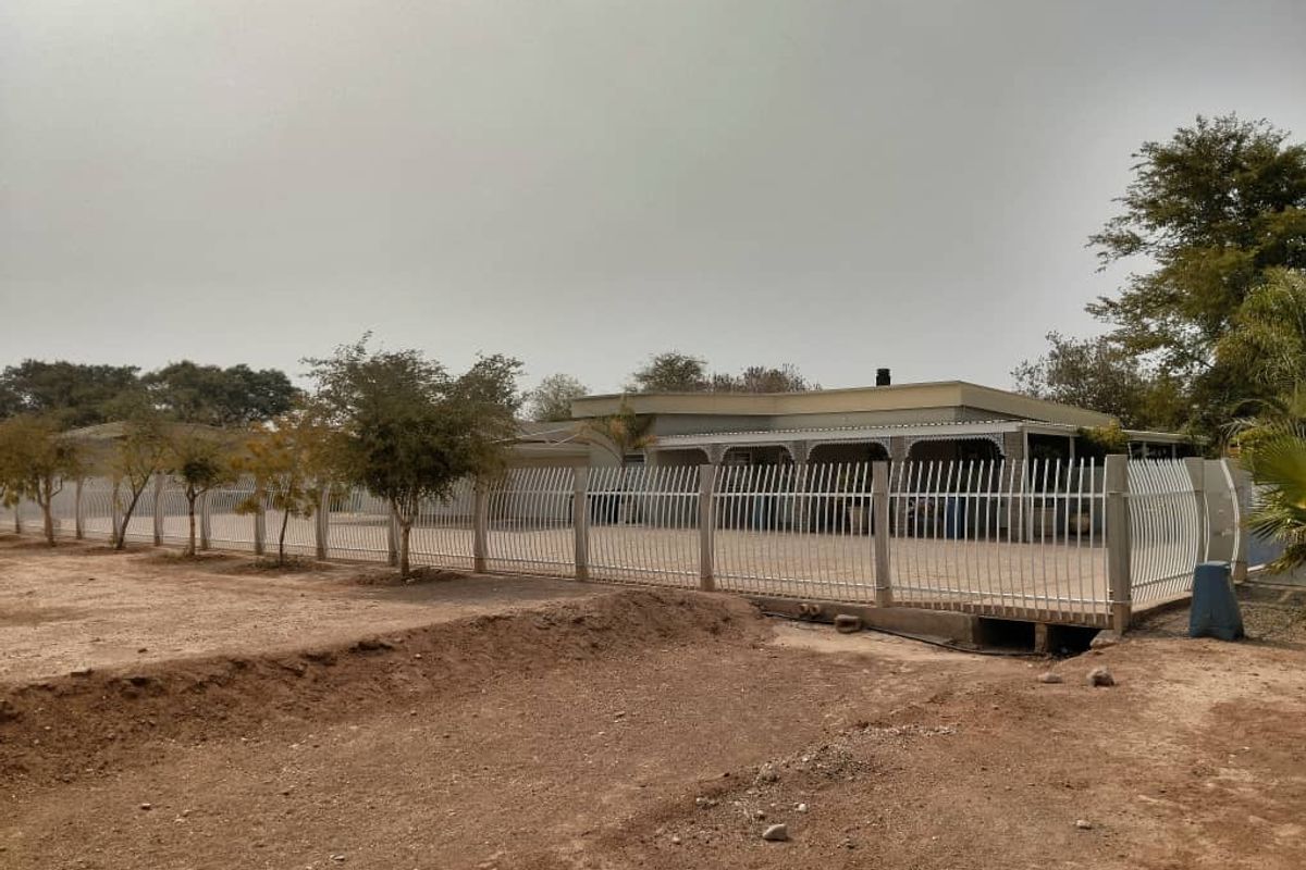 MODERN FAMILY HOME UNIT FOR SALE IN MARIENTAL - Photo 3