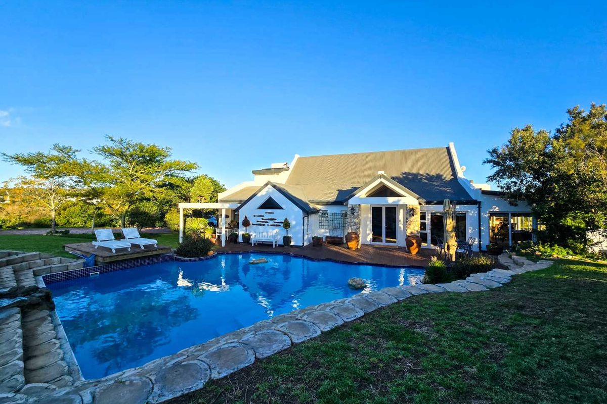 Exclusive Riverside Lifestyle Estate Living - Photo 3