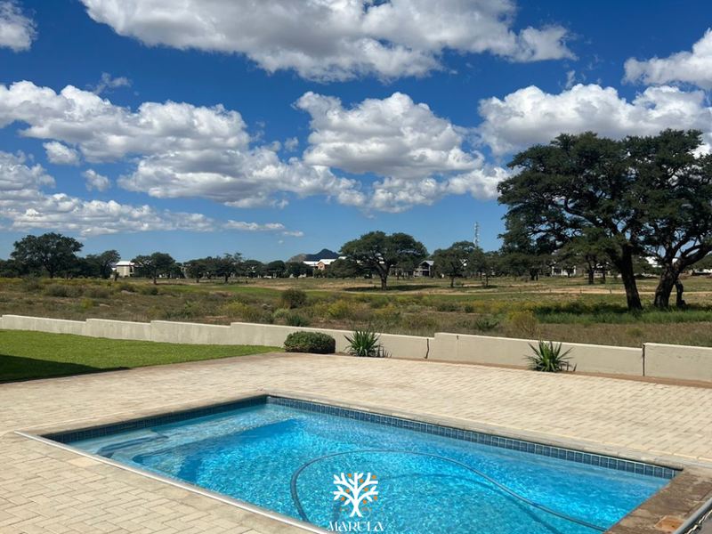 Family Home For Sale | Omeya Golf Estate | N$6 200 000 - Photo 10