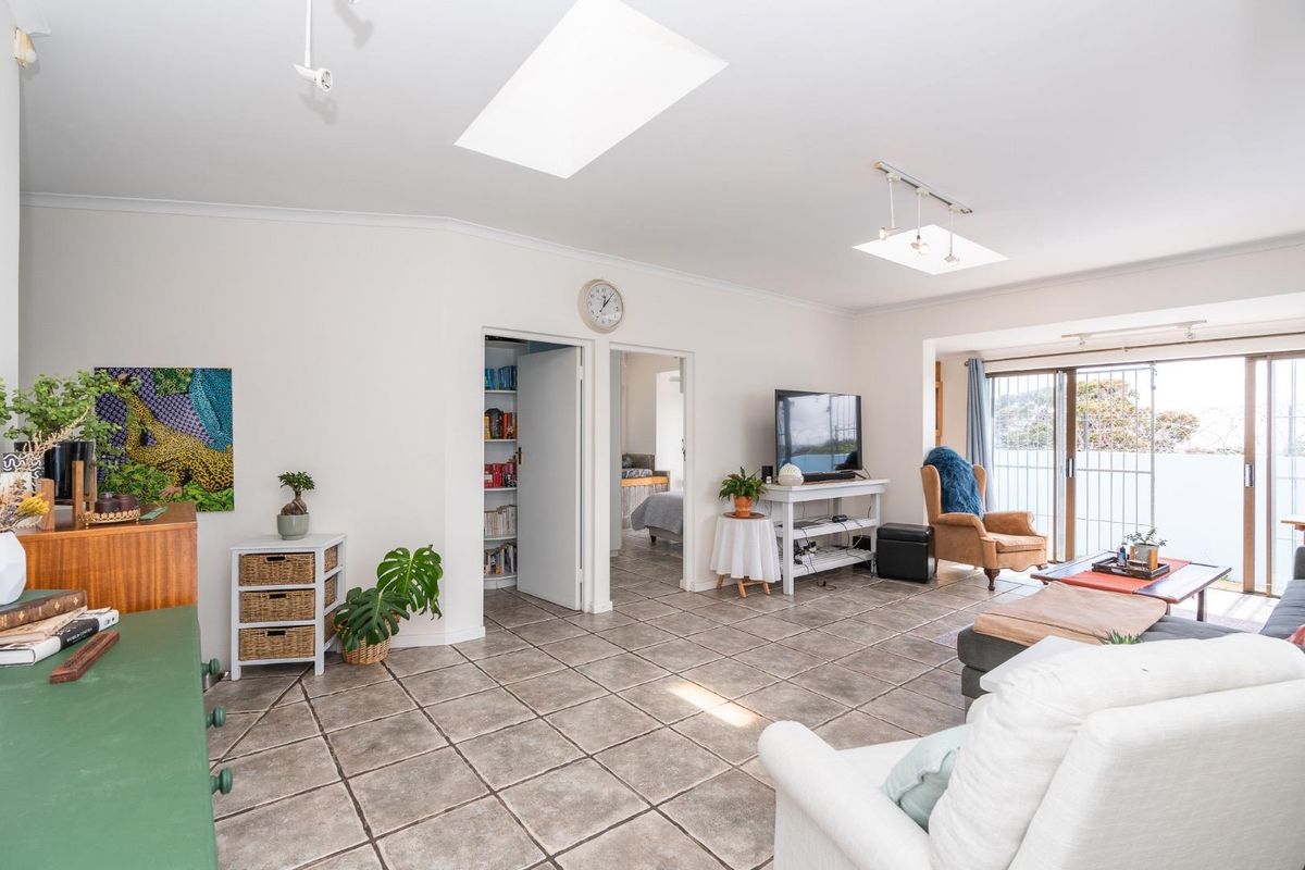 Lock up and live the Woodstock lifestyle - Photo 3