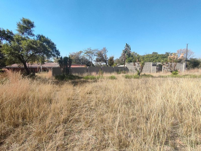 Country Living & Business Potential on Expansive Farm Estate - Photo 3