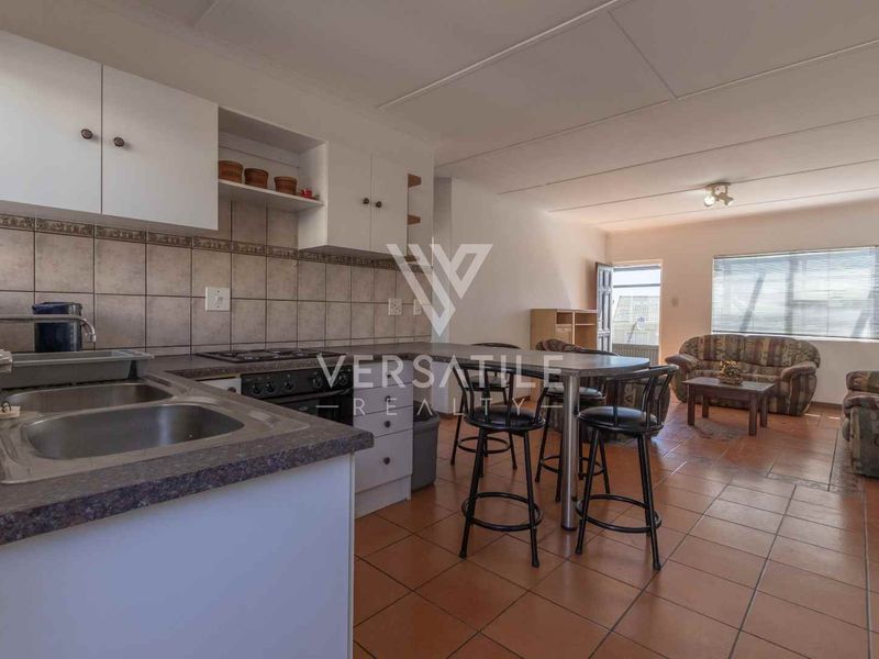Townhouse For Sale - Photo 7