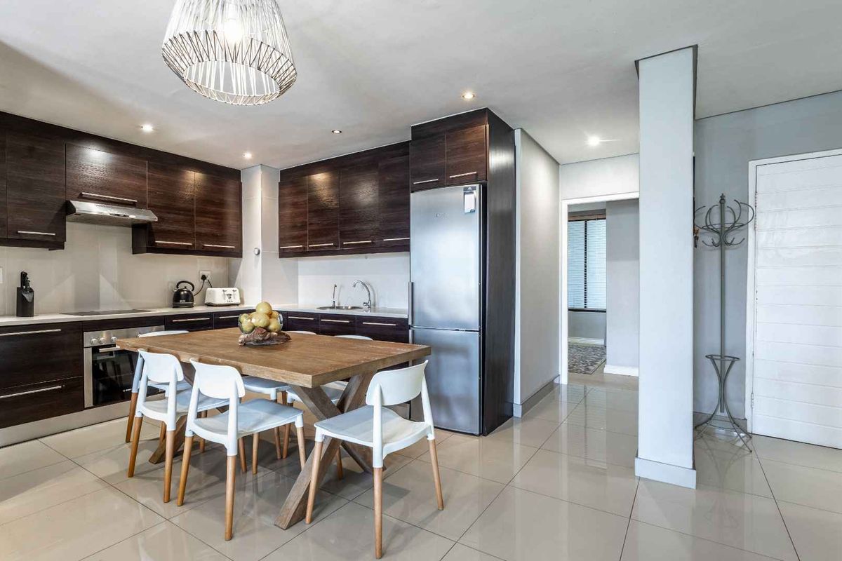 2 Bedroom Apartment for sale in Big Bay -- Location, Location, Location - Photo 5