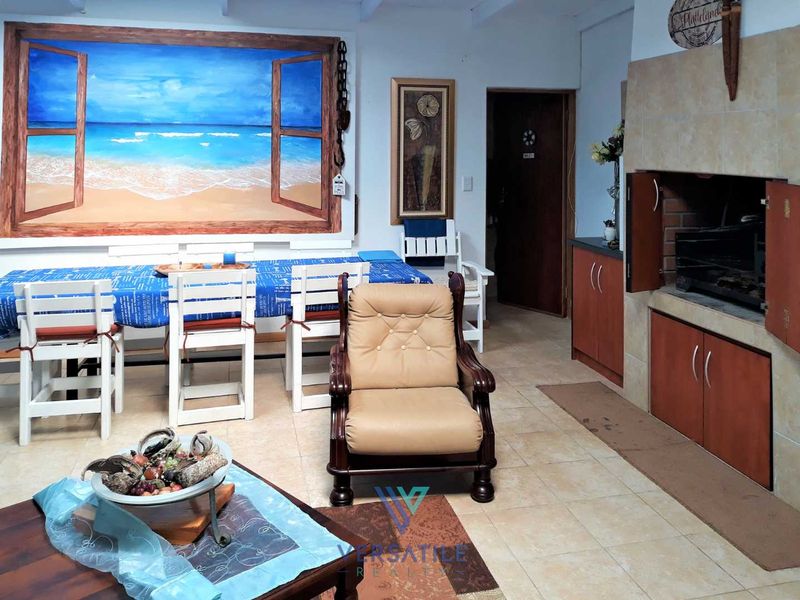 Enlightened 4 Bedroom Home. - Photo 10