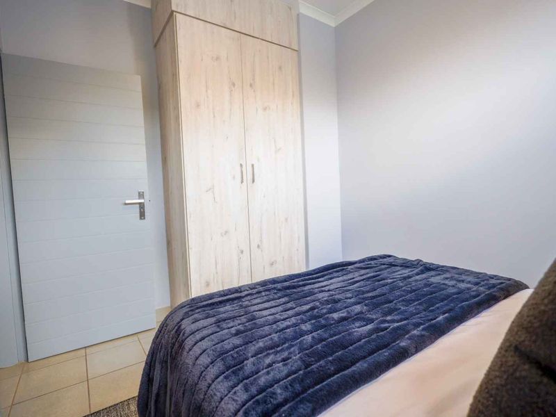 Brand new Ultra-Modern 2 Bedroom, 2 Bathroom Apartment to Rent in Montana - Photo 8