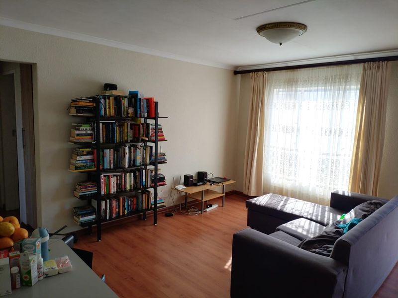 UTILITIES INCLUDED | Spacious 2-Bedroom First-Floor Unit - Photo 2
