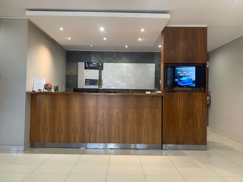 Convenient Ground Floor Offices with Secure Garages & Storage - Photo 2