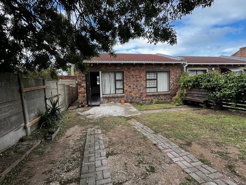 Immaculate 1 Bedroom in Sherwood - Photo 3