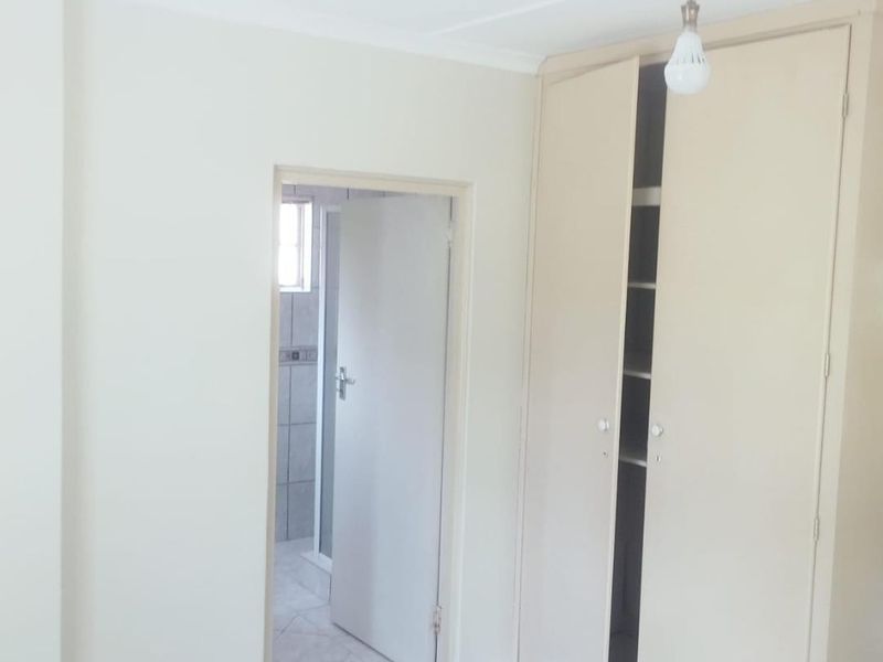Investment or a cosy safe comfortable home!! - Photo 10