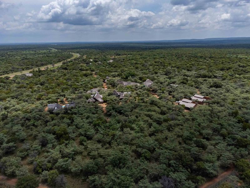 BEAUTIFUL LODGE IN DINOKENG GAME RESERVE - Photo 4