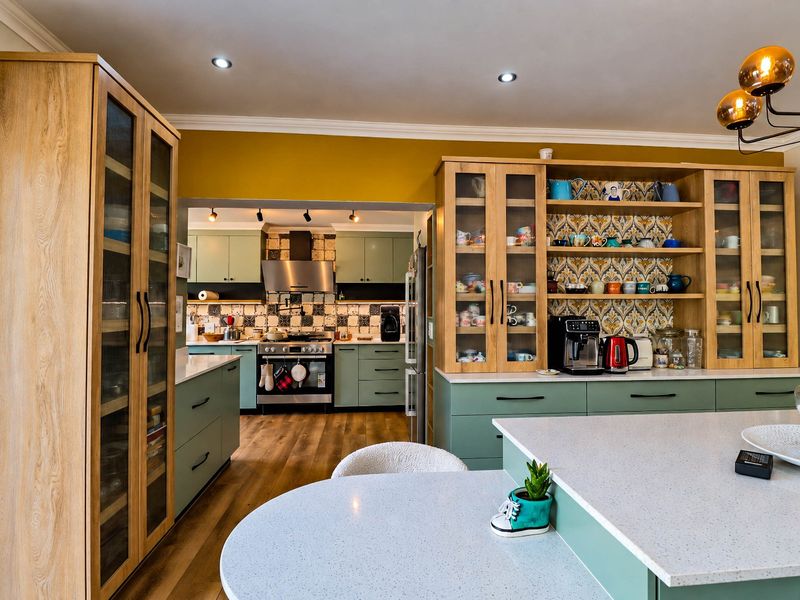 Lovely Family Home in Boomed Off Irene. - Photo 6