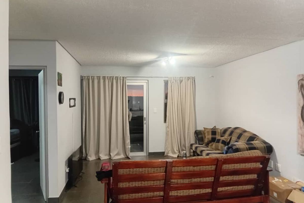 Very spacious flat - Photo 3