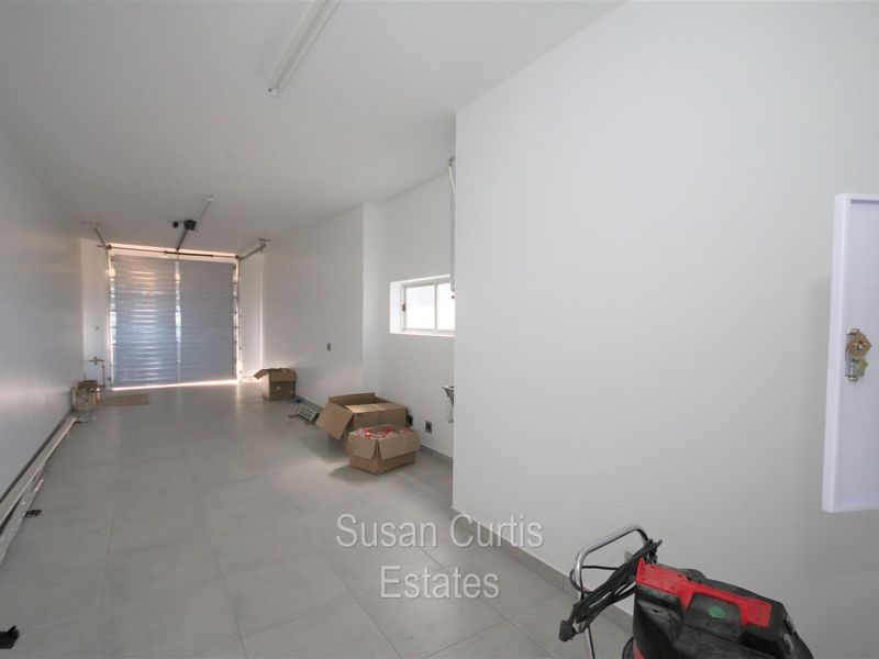 Beach front Townhouse - Photo 10