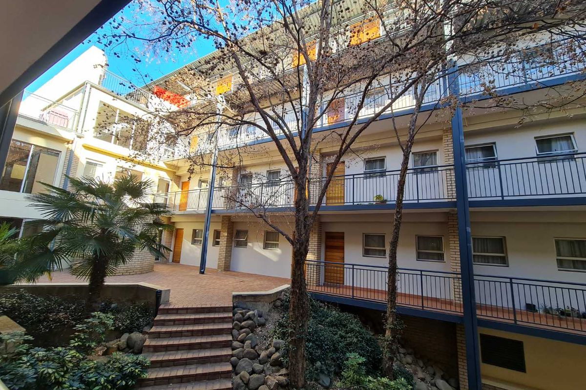 1 Bed Apartment for Sale in Ferndale - Photo 2