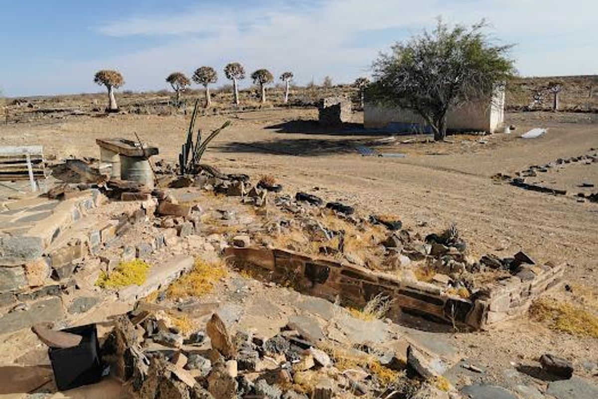 FOR SALE - GAME FARM IN THE KEETMANSHOOP AREA, NAMIBIA - Photo 2