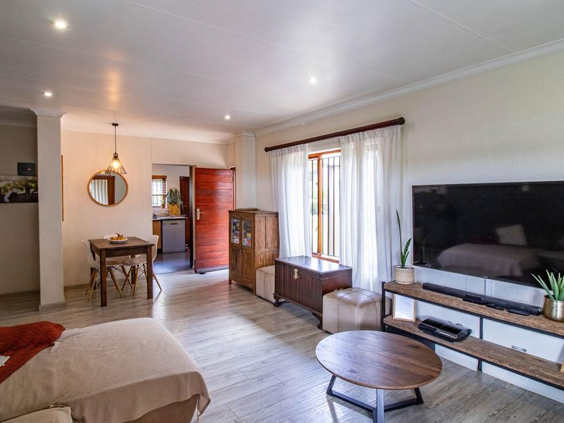 3 Bedroom, 2 Bathroom Home in Secure Complex - Photo 4