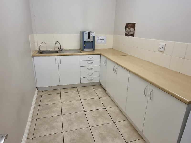 AAA Grade Office Space in Steenberg Office Park - Photo 10