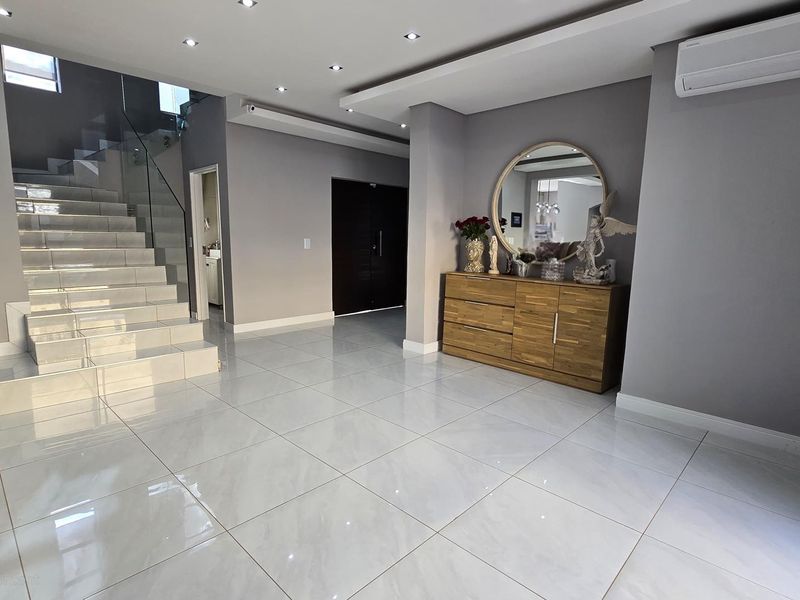 4 Bedroom House in Meyersdal For Rent - Photo 4