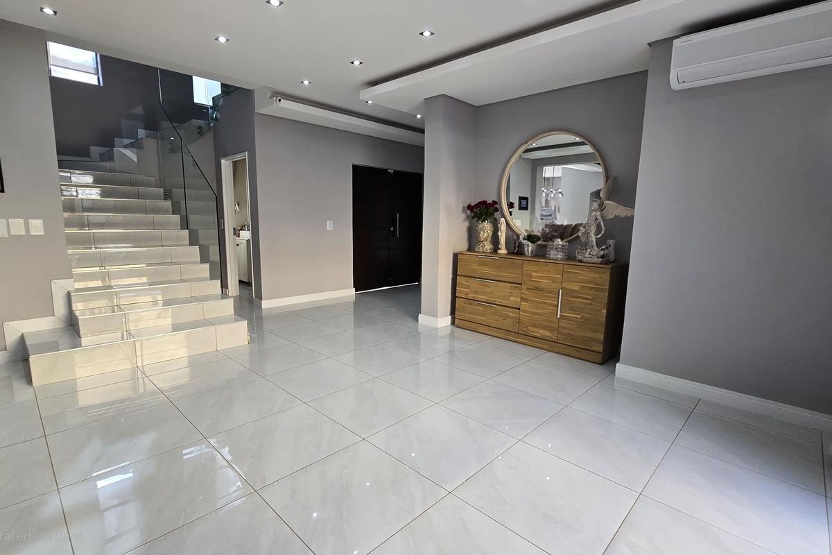 4 Bedroom House in Meyersdal For Rent - Photo 4