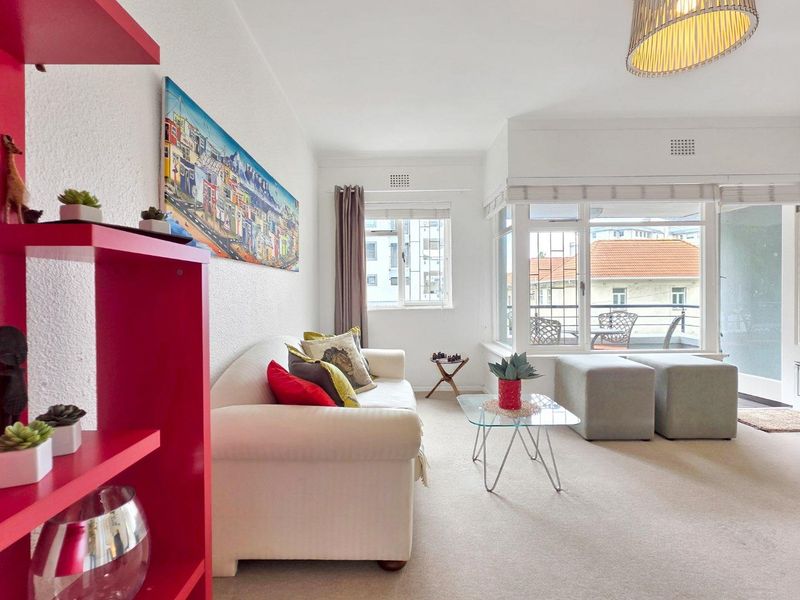 Rare duplex in the heart of Sea Point - Photo 2