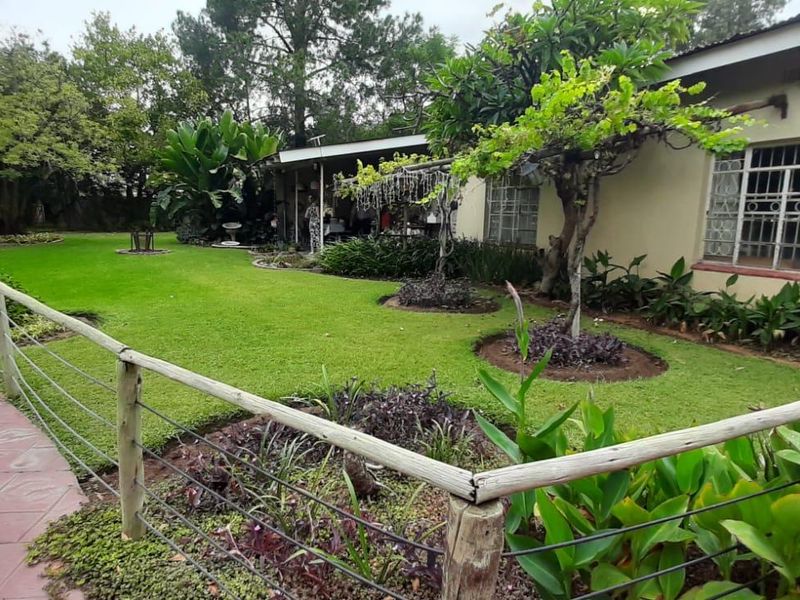 Exceptional Smallholding: Perfect for Family, Farming, & Fun - Photo 2