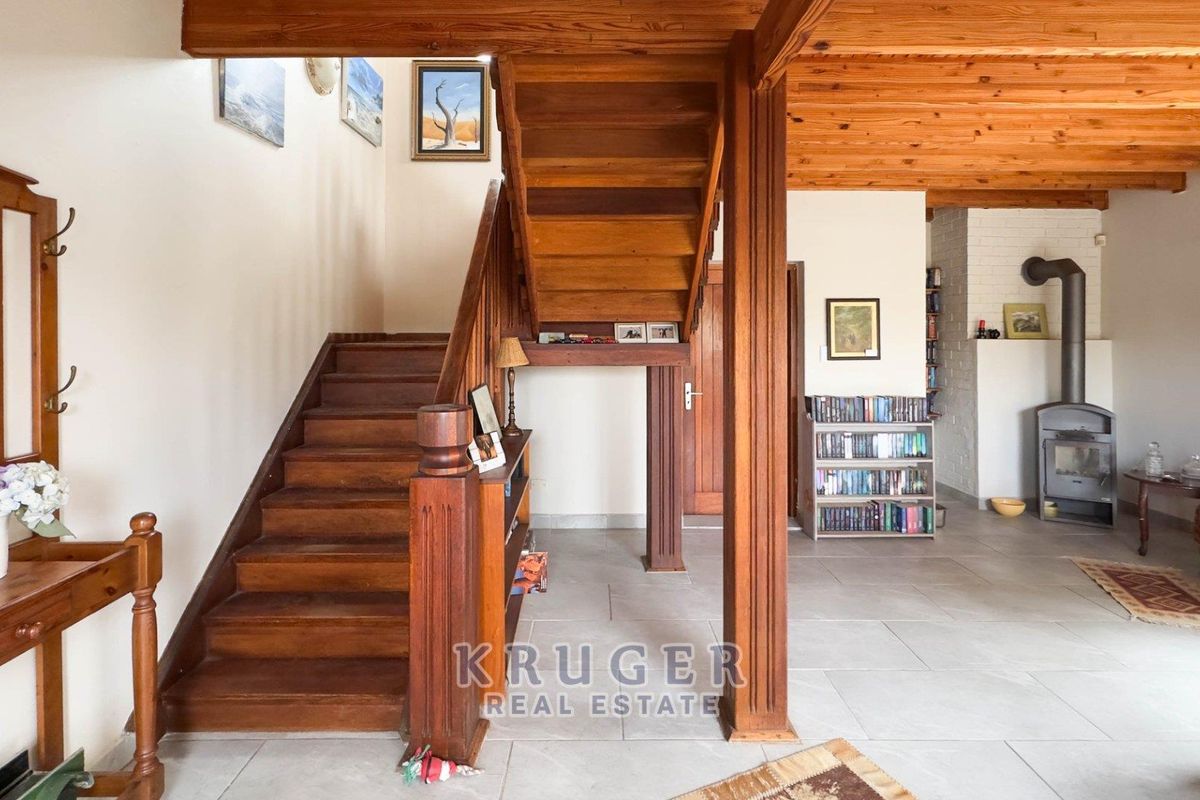 IN VINETA, A ONE-OF-A-KIND COASTAL FARMHOUSE - Photo 2