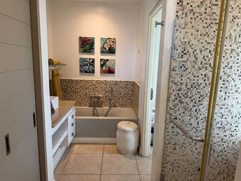 EXCEPTIONAL BEACHFRONT LIVING - Photo 9