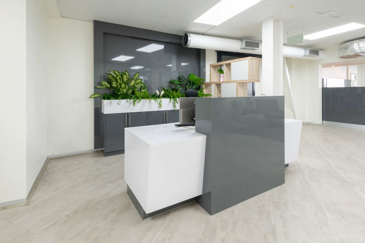 Fully serviced private office space for you and your team in Regus Ingenuity Park. - Photo 2