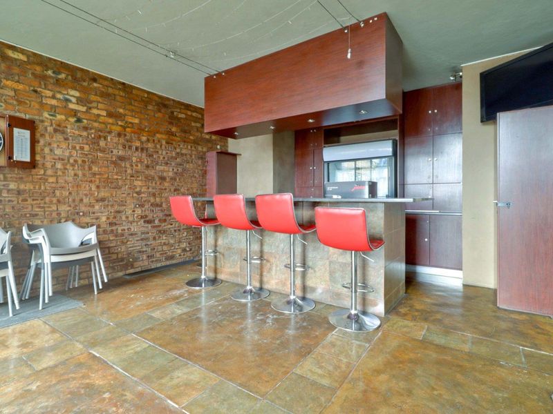 Offices in Route 21 Corporate Park - Photo 8
