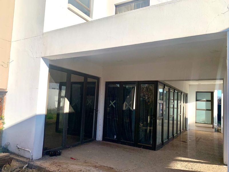 Exceptional Investment Opportunity in Bayswater - Photo 4