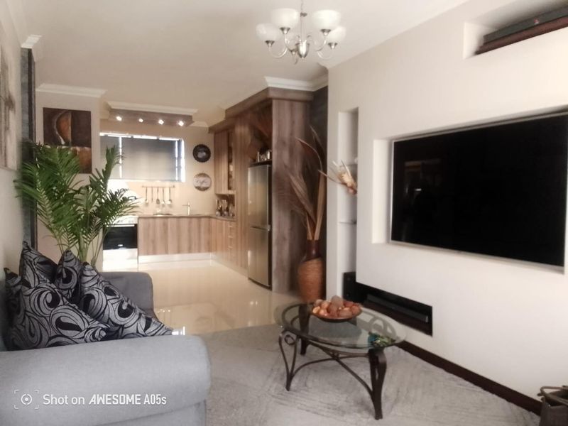 Exquisite 2 bed in Germiston - Photo 4