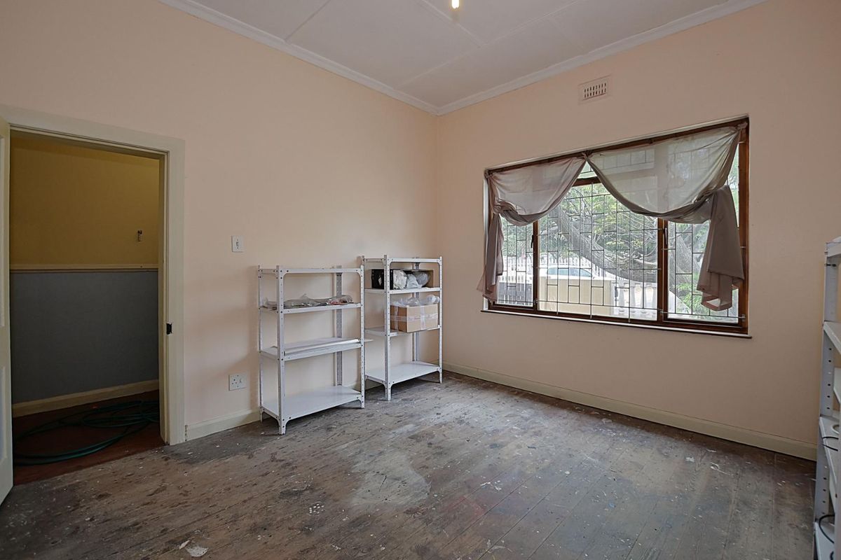 Versatile Property for the Extended Family or Rental Income - Photo 4