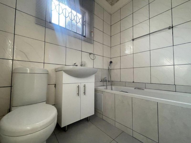 1 Bedroom newly renovated Garden Cottage To Rent in Klippoortjie Boksburg. - Photo 7