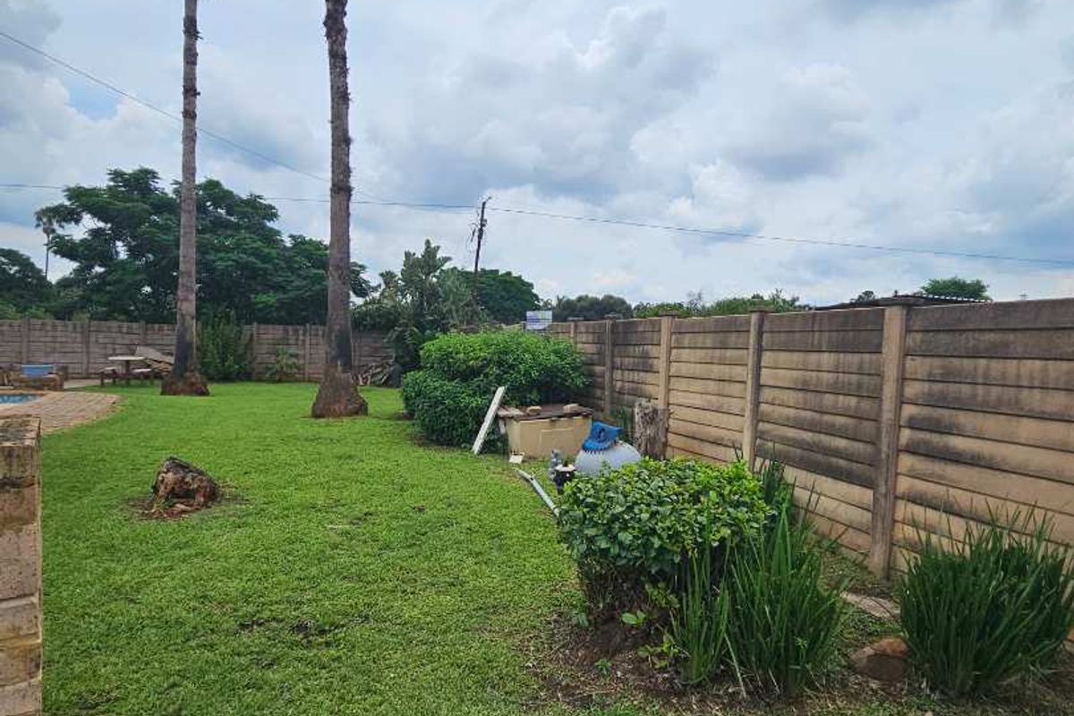 3 bedroom house in Karenpark - Photo 4