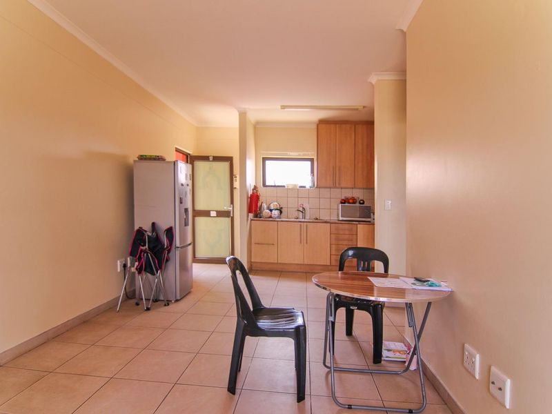 Tamariskia, Swakopmund:  Apartments for sale in Dante Square - Photo 6