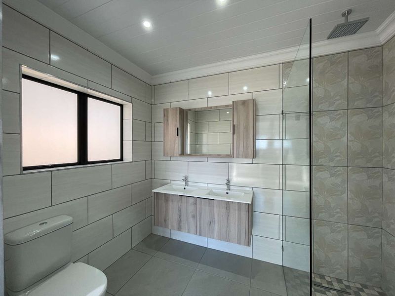 Brand New Modern Low-Maintenance Facebrick 3 Bedroom Duet Home For Sale in Island View, Mossel Bay - Photo 9