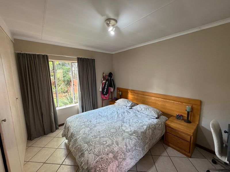 Two Bedroom Simplex to Sale in Moreleta Park - Photo 8