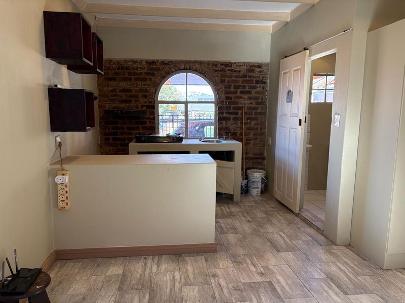 Bachelor Cottage to Rent - Photo 6