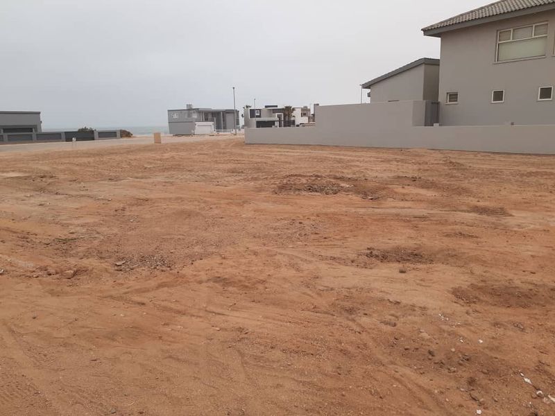 ERF FOR SALE IN HENTIES BAY - MINUTES WALK FROM OCEAN - Photo 2